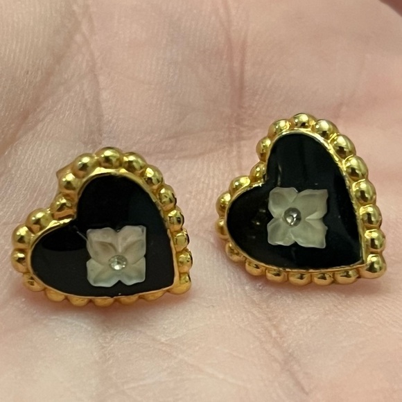 Gold and Black Heart Earrings - Picture 4 of 5